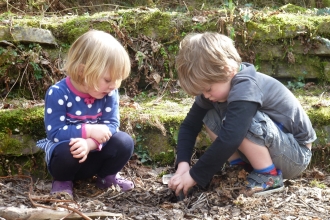 Wildlife Watch - Bug hunting. Photo by Cheryl Marriott