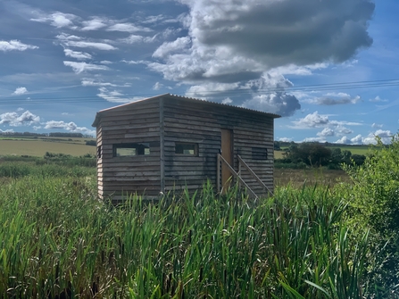 Middle Amble Marsh hide